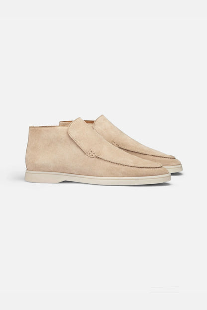 Hoge suede loafers zand