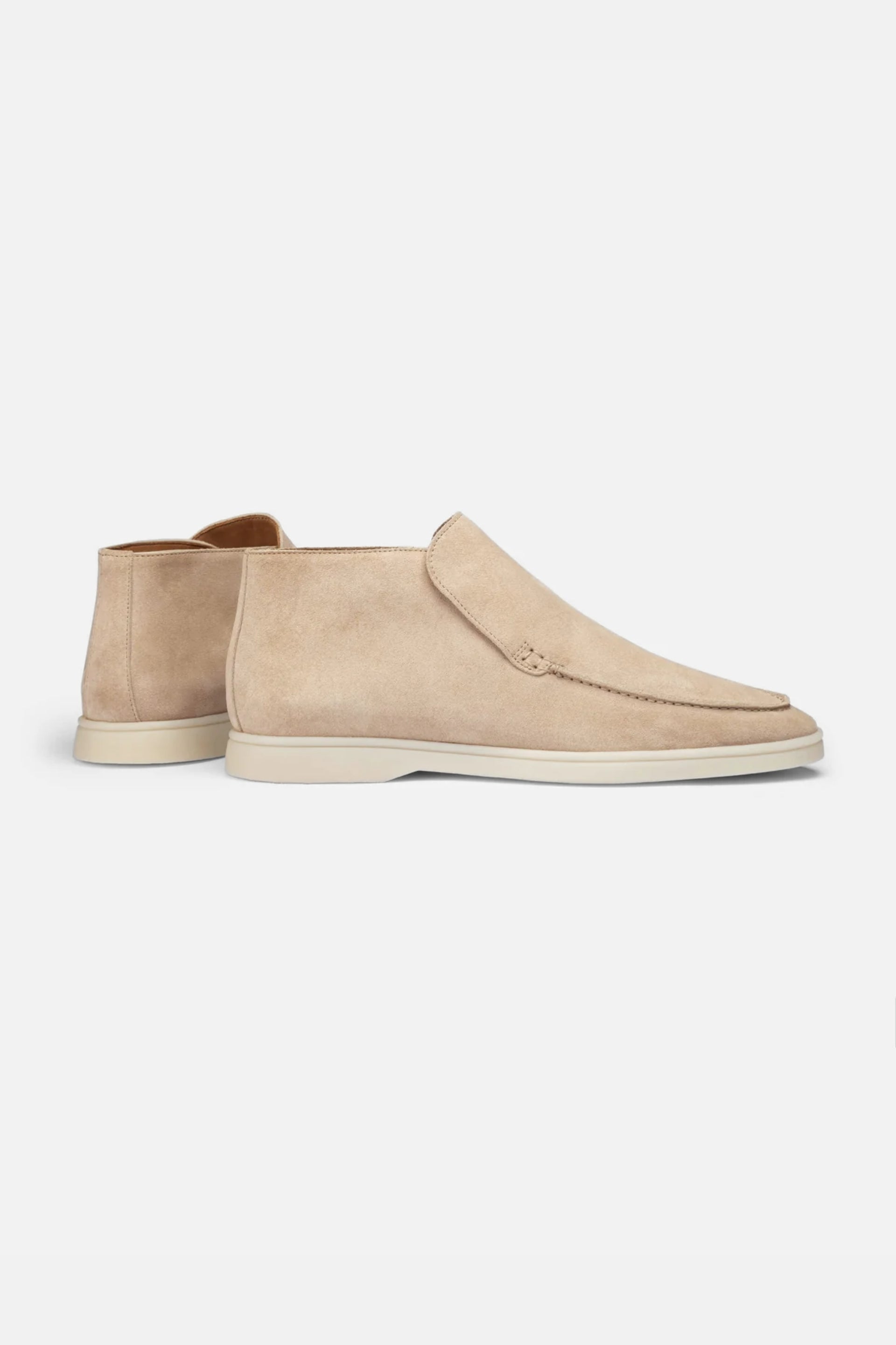 Hoge suede loafers zand